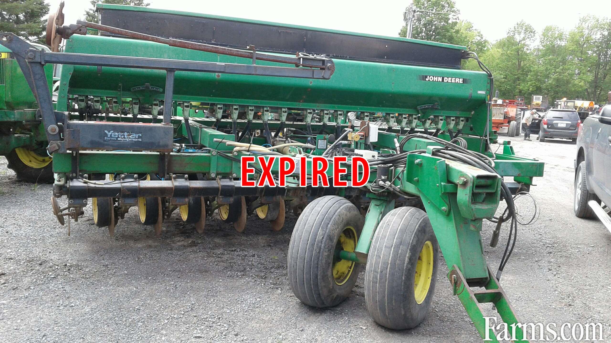 John Deere 750 NoTill Drill for Sale