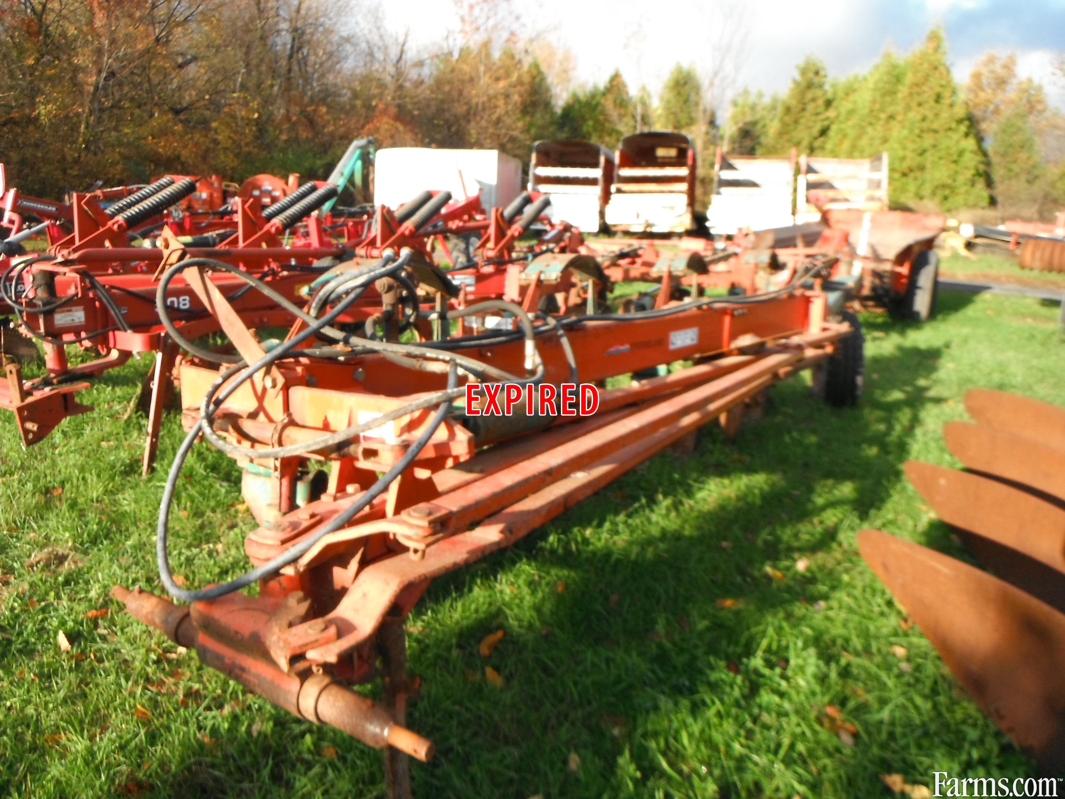 Kverneland BC8NR Plow for Sale
