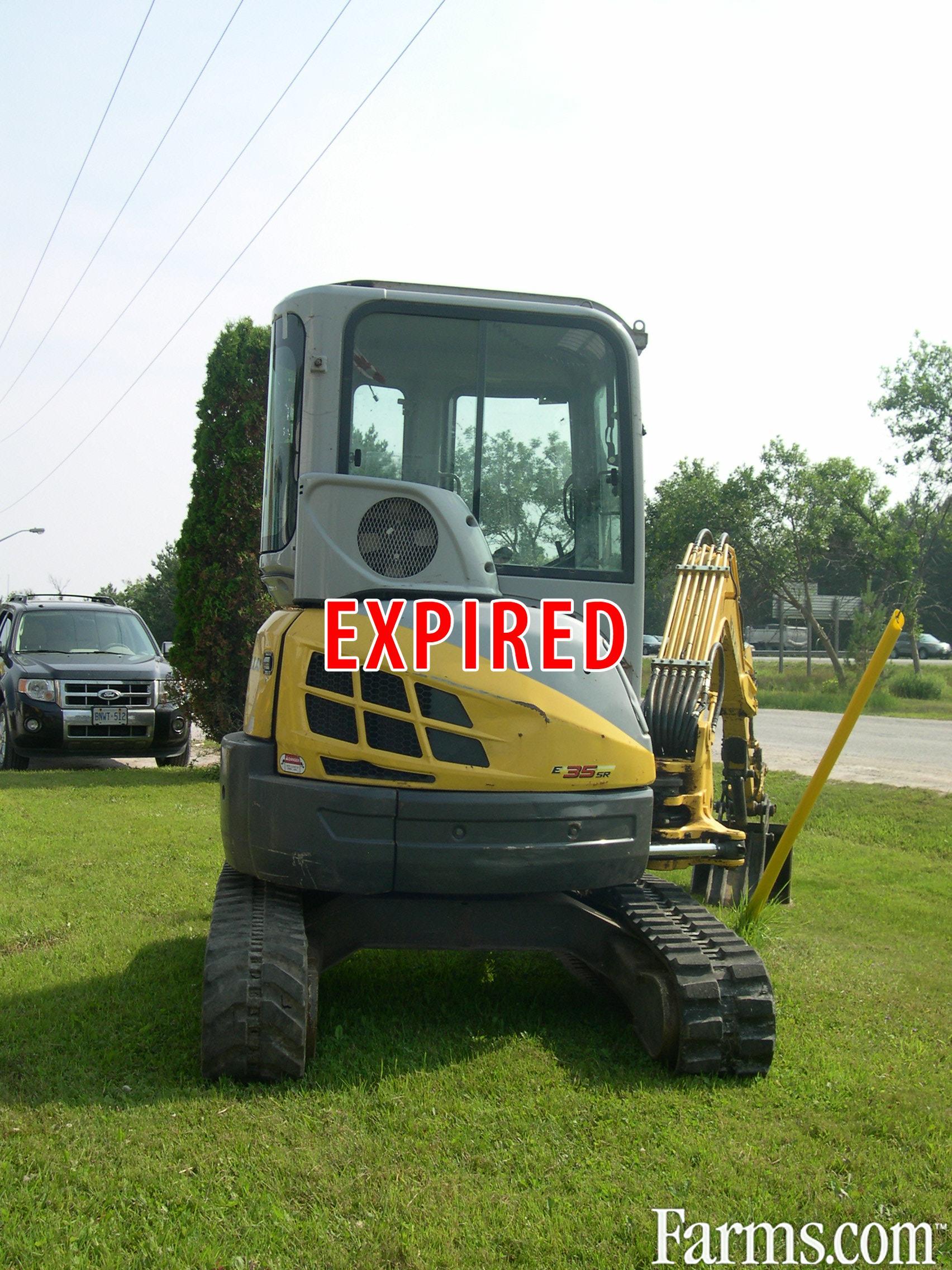 New Holland E35 SR Mini Excavator for Sale
