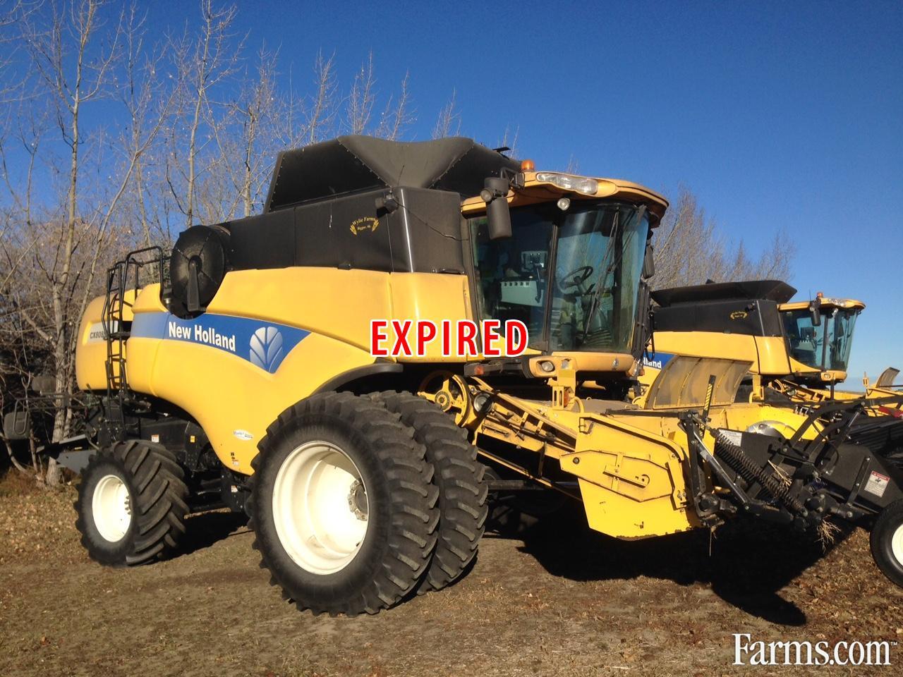 2009 New Holland CX8080 Combine for Sale