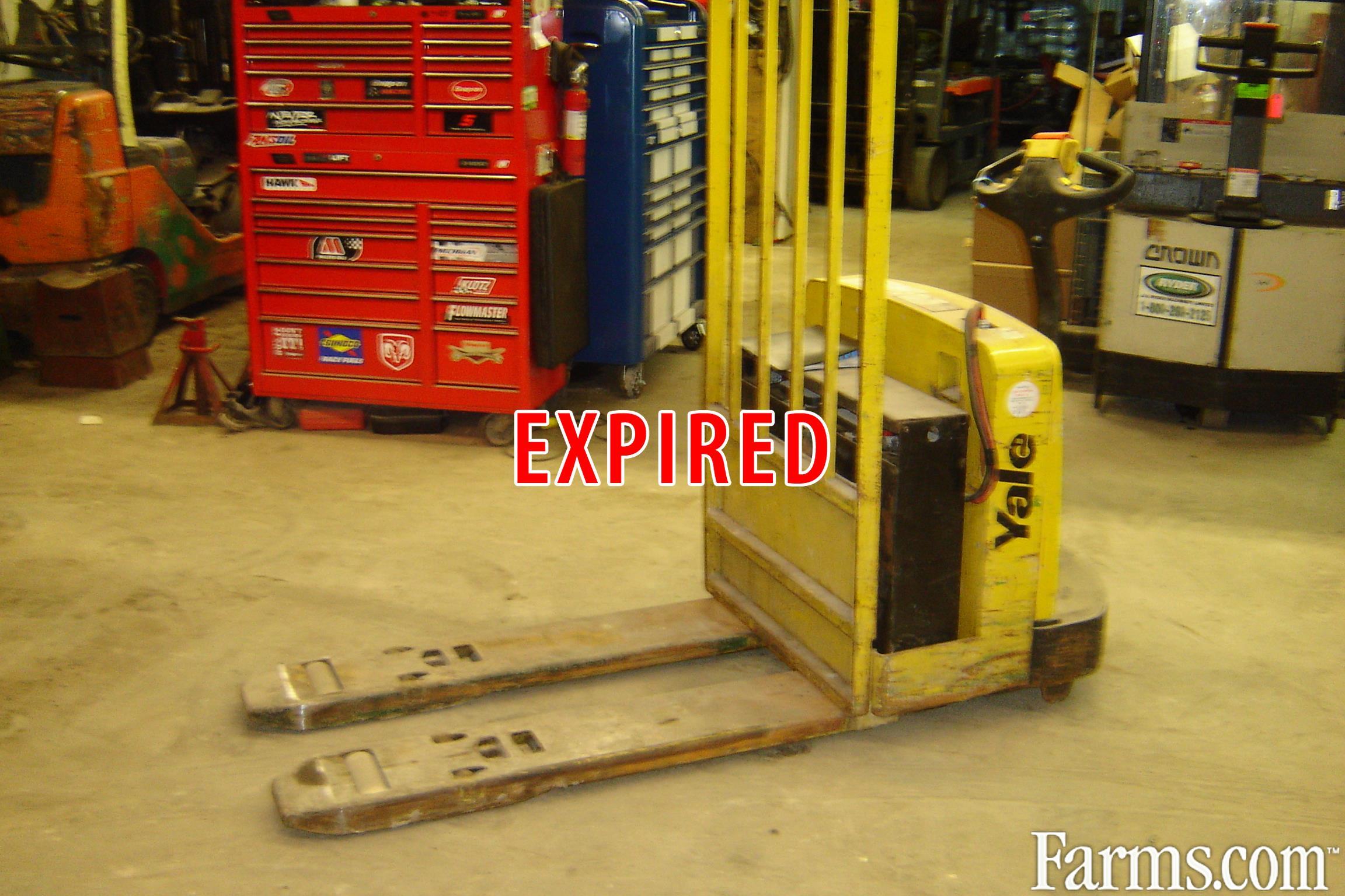 2004 Yale 6500lb Pallet Truck for Sale
