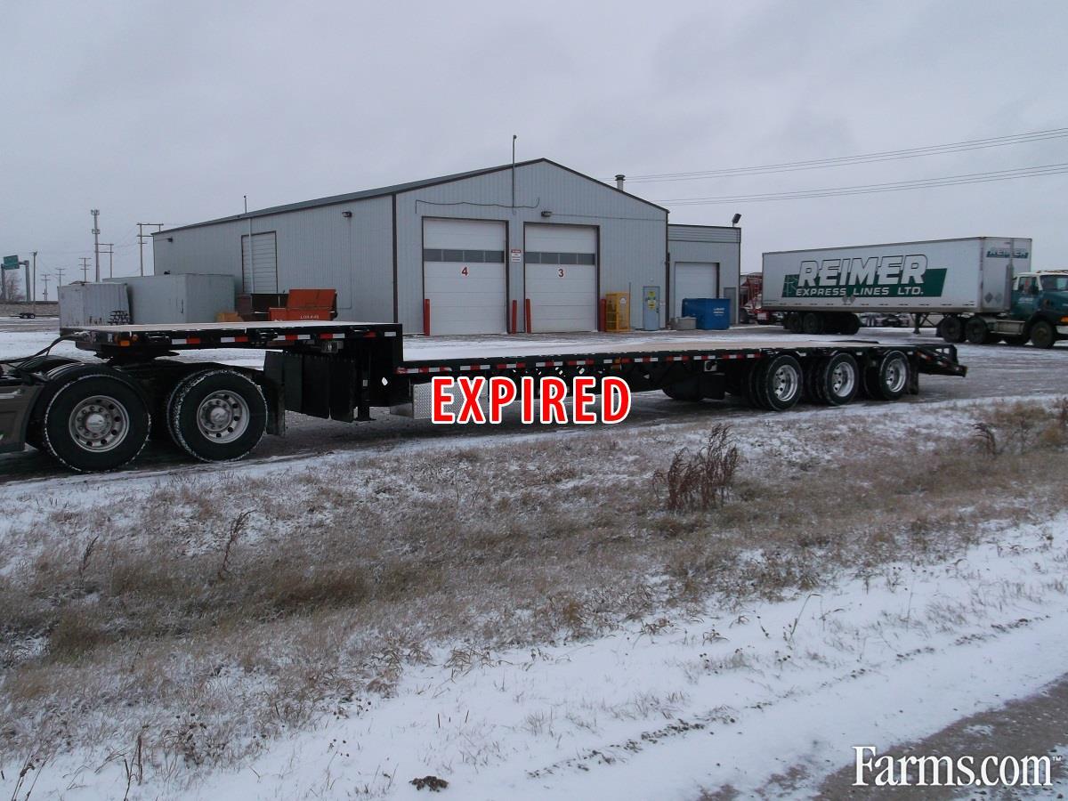 2017 Doepker Tridem Step Deck Beavertail With Flip Ramps for Sale